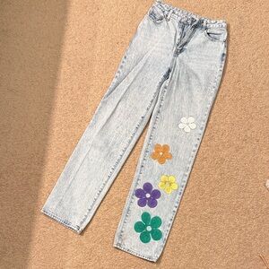 Floral Printed Light Wash 80’s Boyfriend Jeans